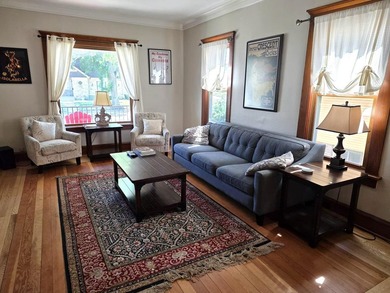 Large update 4 bedroom, 1.5 bath home. 2 blocks from lake - photo 3