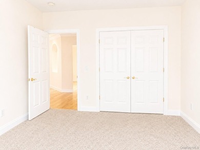 **Country Club Living at The Greens at Half Hollow** Beautifully - photo 21