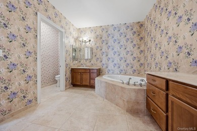 **Country Club Living at The Greens at Half Hollow** Beautifully - photo 28