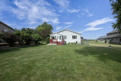 Updated 4 bedroom 3 bath 2 car garage Lake home - Lake Home For Sale in Van Dyne, Wisconsin