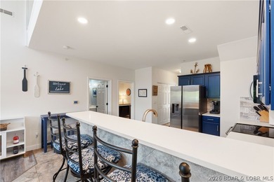 This is the kind of lake condo people wait for-top-floor views - photo 12