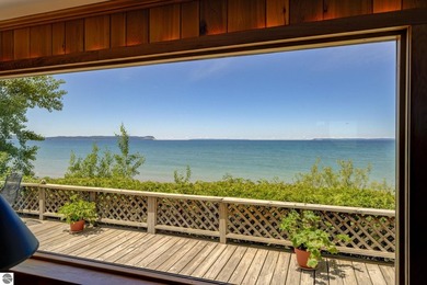 Nestled along 150 feet of private frontage on beautiful Good - photo 13