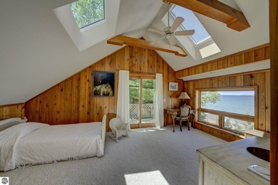 Nestled along 150 feet of private frontage on beautiful Good - photo 22