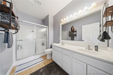 This is the kind of lake condo people wait for-top-floor views - photo 23
