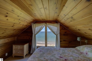 Nestled along 150 feet of private frontage on beautiful Good - photo 26