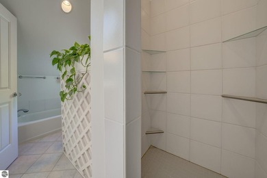 Nestled along 150 feet of private frontage on beautiful Good - photo 30