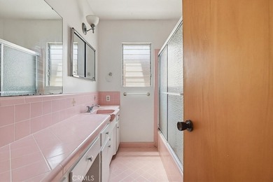 Don't miss this cute 1 bedroom, 1 bath condo, 3 blocks from the - photo 31