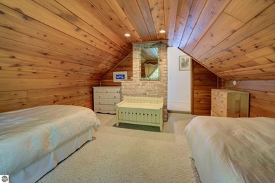 Nestled along 150 feet of private frontage on beautiful Good - photo 32