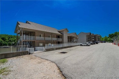 This is the kind of lake condo people wait for-top-floor views - photo 33