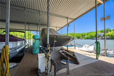 This is the kind of lake condo people wait for-top-floor views - photo 36