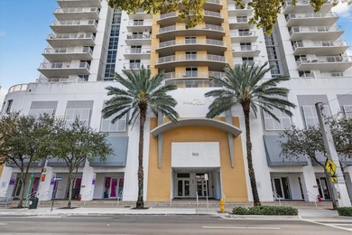 Spacious 1BD/1BA condo, CONVENIENTLY  minutes  away from