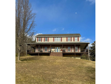 (private lake, pond, coastal) Home For Sale in Hinton Virginia