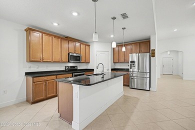 5 bed + 1 / 3 Bathroom. MOTIVATED SELLER! Welcome to this - photo 2