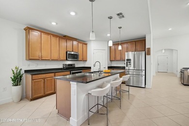 5 bed + 1 / 3 Bathroom. MOTIVATED SELLER! Welcome to this - photo 3