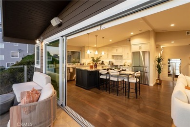Fully Furnished Rental with Breathtaking Panoramic Coastline and - photo 12