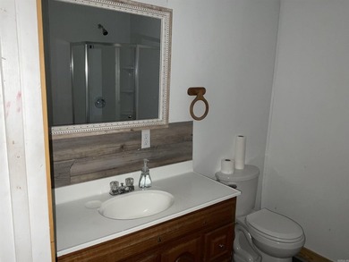 MOTIVATED SELLER !!!! Corner Lot Super cute home with a metal - photo 15
