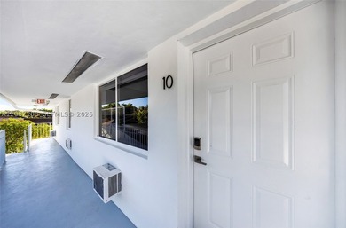 Rare opportunity to acquire Casa Park, a fully renovated 14-unit - photo 15