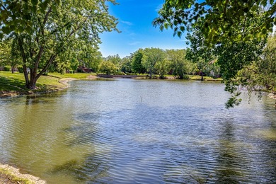 Beautifully updated and move-in ready condo in the desirable - photo 15