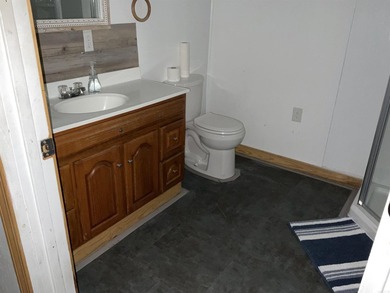 MOTIVATED SELLER !!!! Corner Lot Super cute home with a metal - photo 16