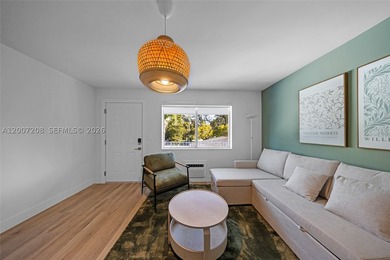Rare opportunity to acquire Casa Park, a fully renovated 14-unit - photo 17