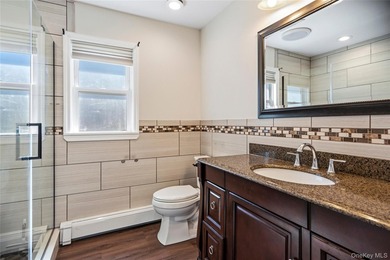 Welcome to this beautifully renovated 4-bedroom, 2-bath Cape - photo 18
