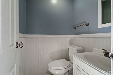 Welcome home to this beautifully maintained, ground-level ranch - photo 19