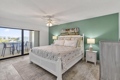Premier Location overlooking the Intracoastal! This Top-Floor - photo 19