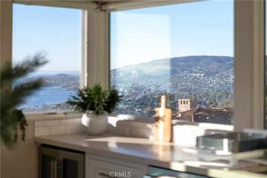 Fully Furnished Rental with Breathtaking Panoramic Coastline and - photo 23