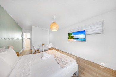 Rare opportunity to acquire Casa Park, a fully renovated 14-unit - photo 26