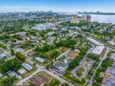 Rare opportunity to acquire Casa Park, a fully renovated 14-unit - photo 34