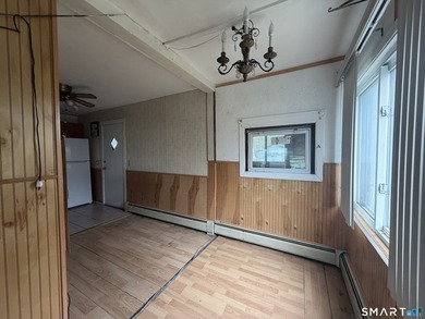 2 BR, 1 BA townhouse-style unit with great potential! Features - photo 6