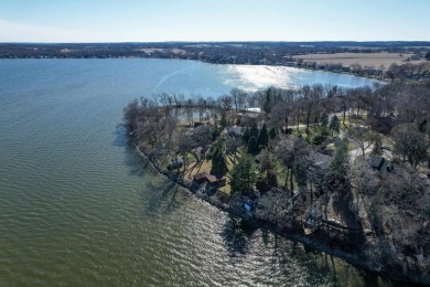 Lake Kegonsa Home For Sale in Stoughton Wisconsin