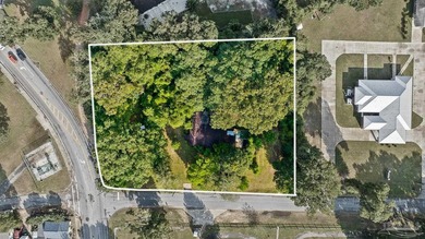 REDUCED!!!!!!!!!!!! AS IS 3 bedroom, 2 bath home in a convenient - photo 1