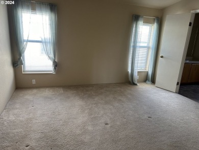 Beautiful open concept three bedroom home with an office that - photo 13