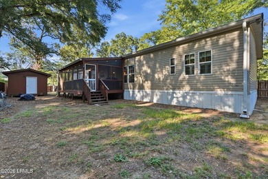 One of the most impeccably maintained and thoughtfully updated - photo 40