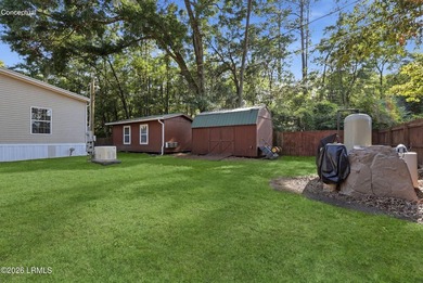 One of the most impeccably maintained and thoughtfully updated - photo 43