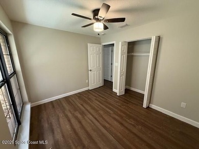 Welcome to sunny Florida living in this completely remodeled - photo 6