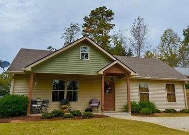 Lake Home For Sale in Murrayville, Georgia
