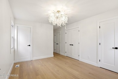 Completely renovated and move-in ready 3-bedroom, 2-bath ranch - photo 13