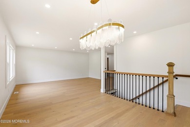 Completely renovated and move-in ready 3-bedroom, 2-bath ranch - photo 17