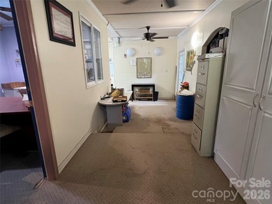 Looking for a big home with lots of space and storage? Here it - photo 18