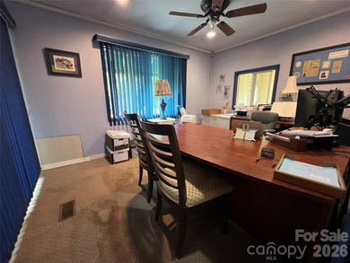 Looking for a big home with lots of space and storage? Here it - photo 19