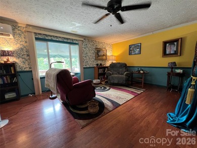 Looking for a big home with lots of space and storage? Here it - photo 24
