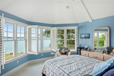 Perched on a private 2-acre waterfront lot in sought-after Plum - photo 24