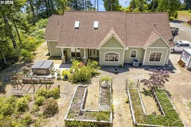 Quality and elegance to be found in this custom home built in - photo 2