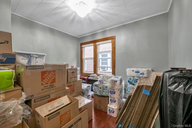 Brick detached 2-family home featuring a spacious 5-room - photo 10