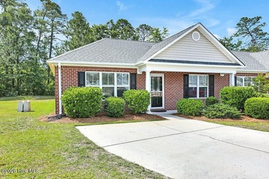 Easy living in Grayson Park with this one-level brick townhome - photo 2