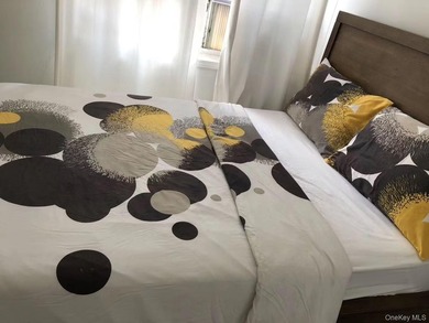 Welcome to 39-21 Janet Place, ideally located in the heart of - photo 11