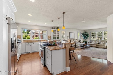 True single level living in this lovely zero-entry home in the - photo 12