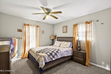This spacious 3-bedroom, 2-bath home offers a rare opportunity - photo 14